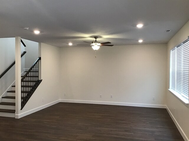 Building Photo - 2409 E Wild Horse Way