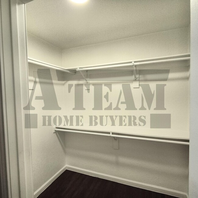 Building Photo - Beautiful 2 Bedroom 1 Bathroom for rent in Kaufman!