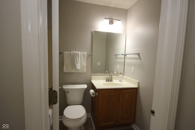 Building Photo - 13659 Indigo Ln
