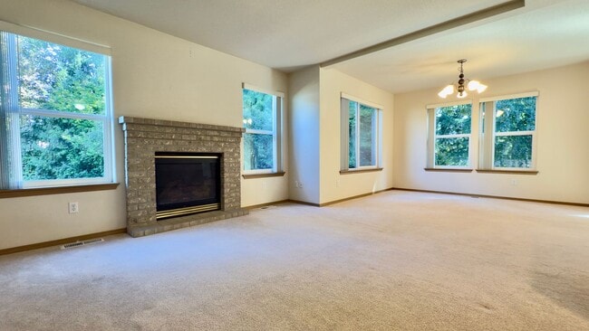 Building Photo - Tumwater 3 Bedroom plus Loft in Desirable ...