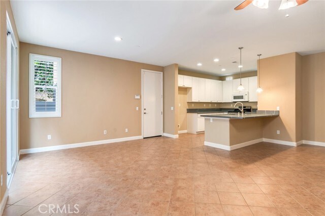 Building Photo - 26392 Fowler Dr
