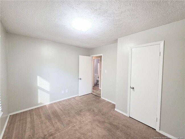 Building Photo - 425 Morley Dr