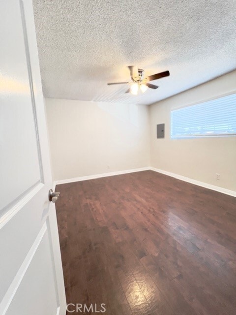 Building Photo - 711 N Soldano Ave