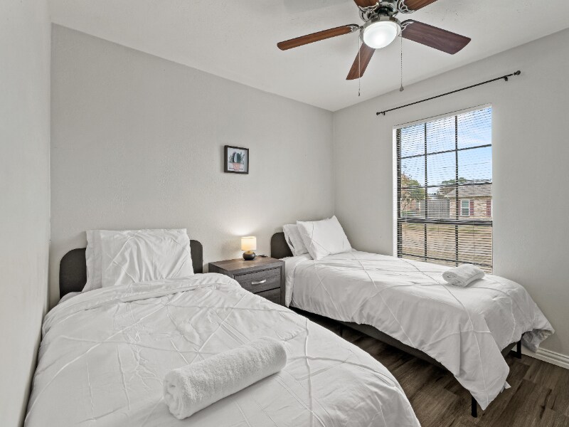 Building Photo - 2235 E Peters Colony Rd