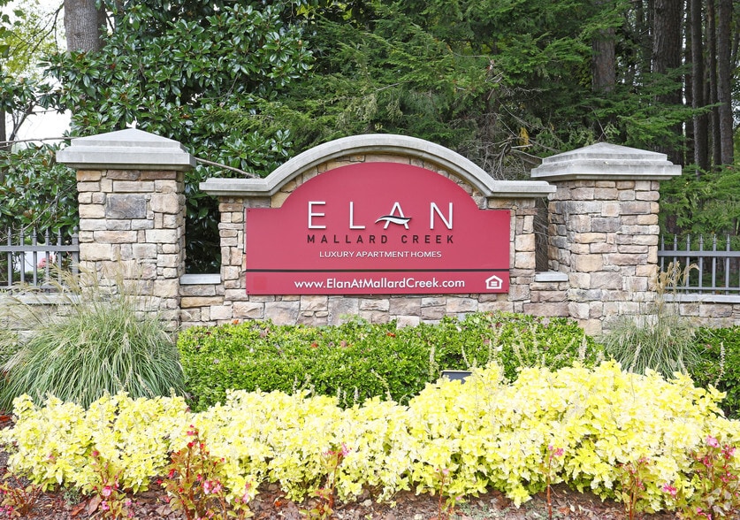 Elan at Mallard Creek - Elan at Mallard Creek Apartment Homes
