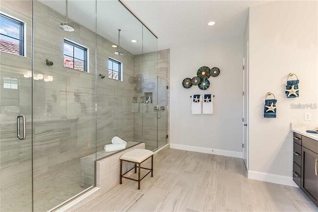 Building Photo - 8202 Via Vittoria Way