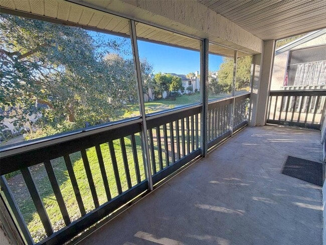 Building Photo - 2085 Isle Royal Ct SE