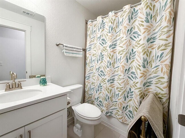 Building Photo - 7608 Purple Drop Bnd