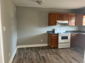 Building Photo - 2425-2445 Old Greensboro Rd