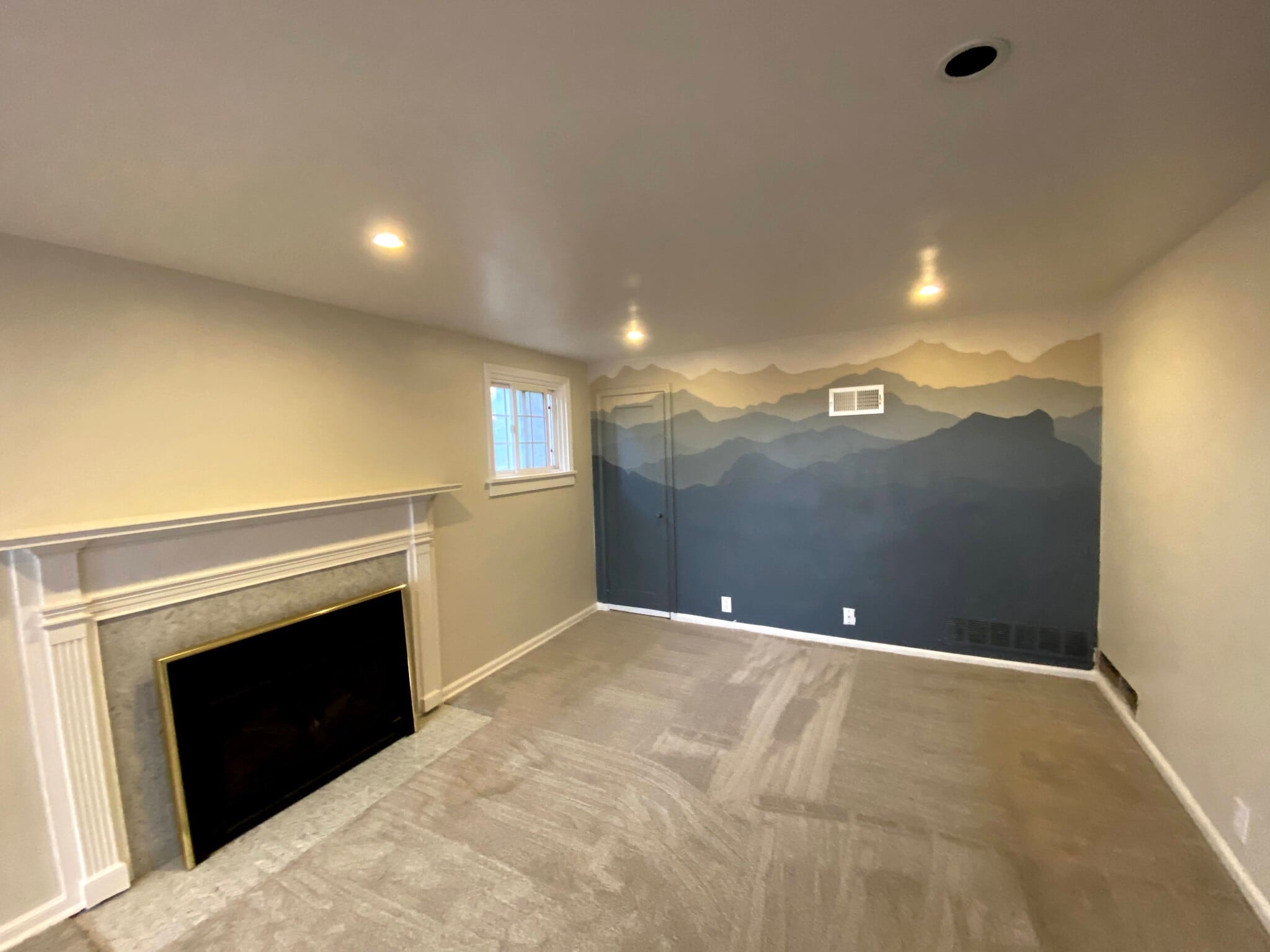 Building Photo - 310 E. 11th Ave.