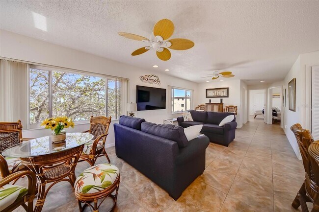 Building Photo - 18111 1st St E