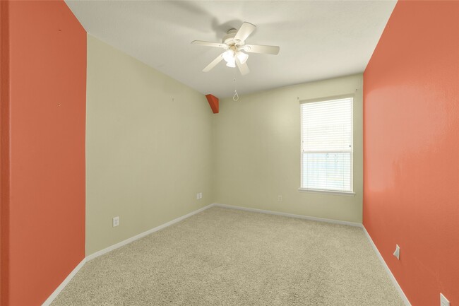 Building Photo - 18022 Oak Orchard Lane