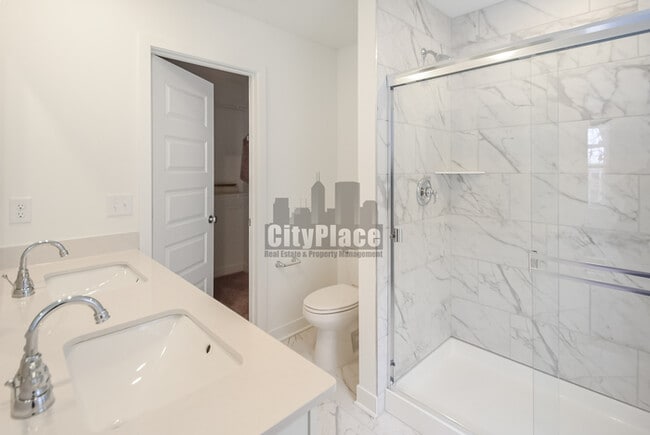 Building Photo - 6573 Halsey St