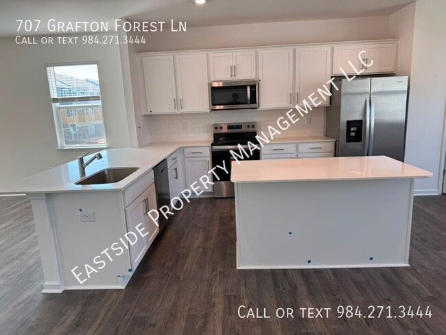 Building Photo - 707 Grafton Frst Ln