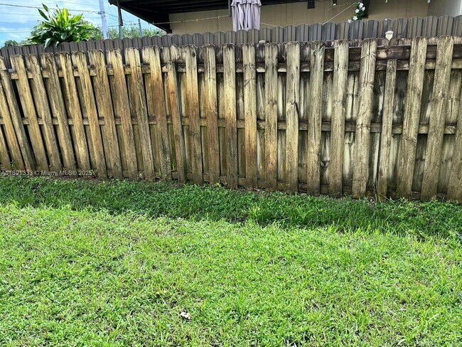 Building Photo - 432 SE 20th St