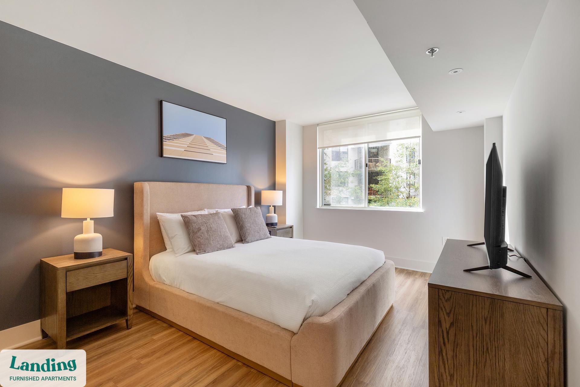 Building Photo - 1221 S Eads St