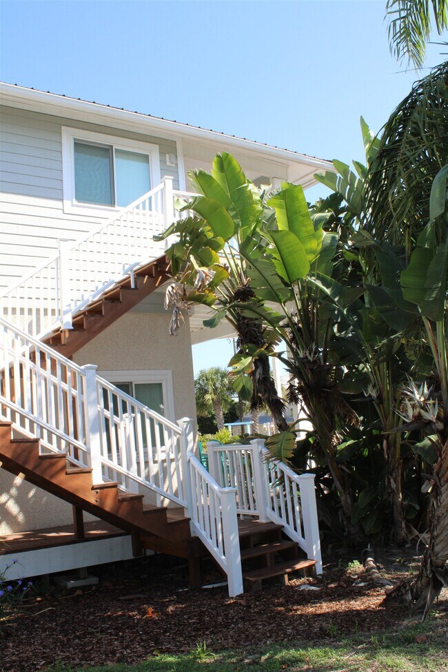 Building Photo - 5038 Alta Vista Ave