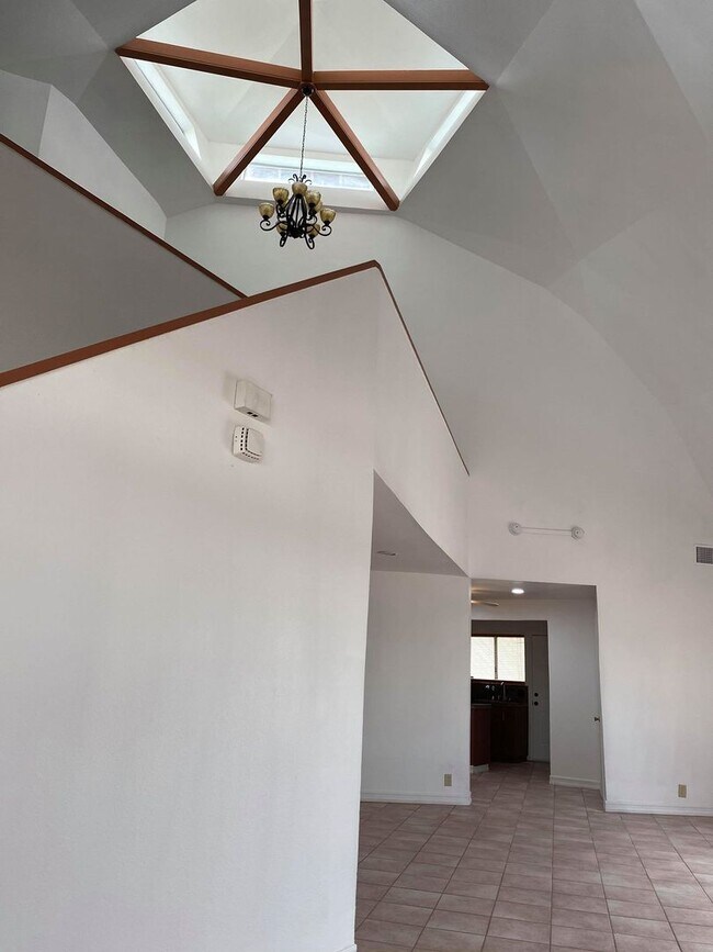 Building Photo - Iconic Dome House for Rent – Unique Country Living with Pet-Friendly Space Near Holtville