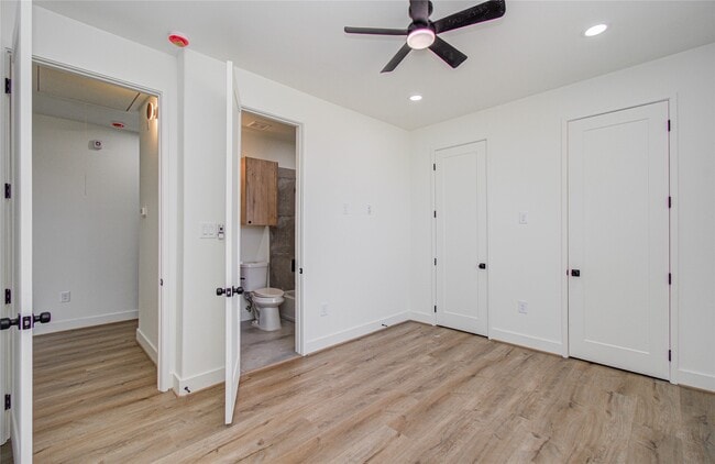 Building Photo - 4605 Edison St