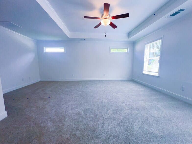 Building Photo - 3796 Lockaby Way
