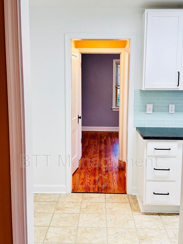 Building Photo - 8310 Garland Ave