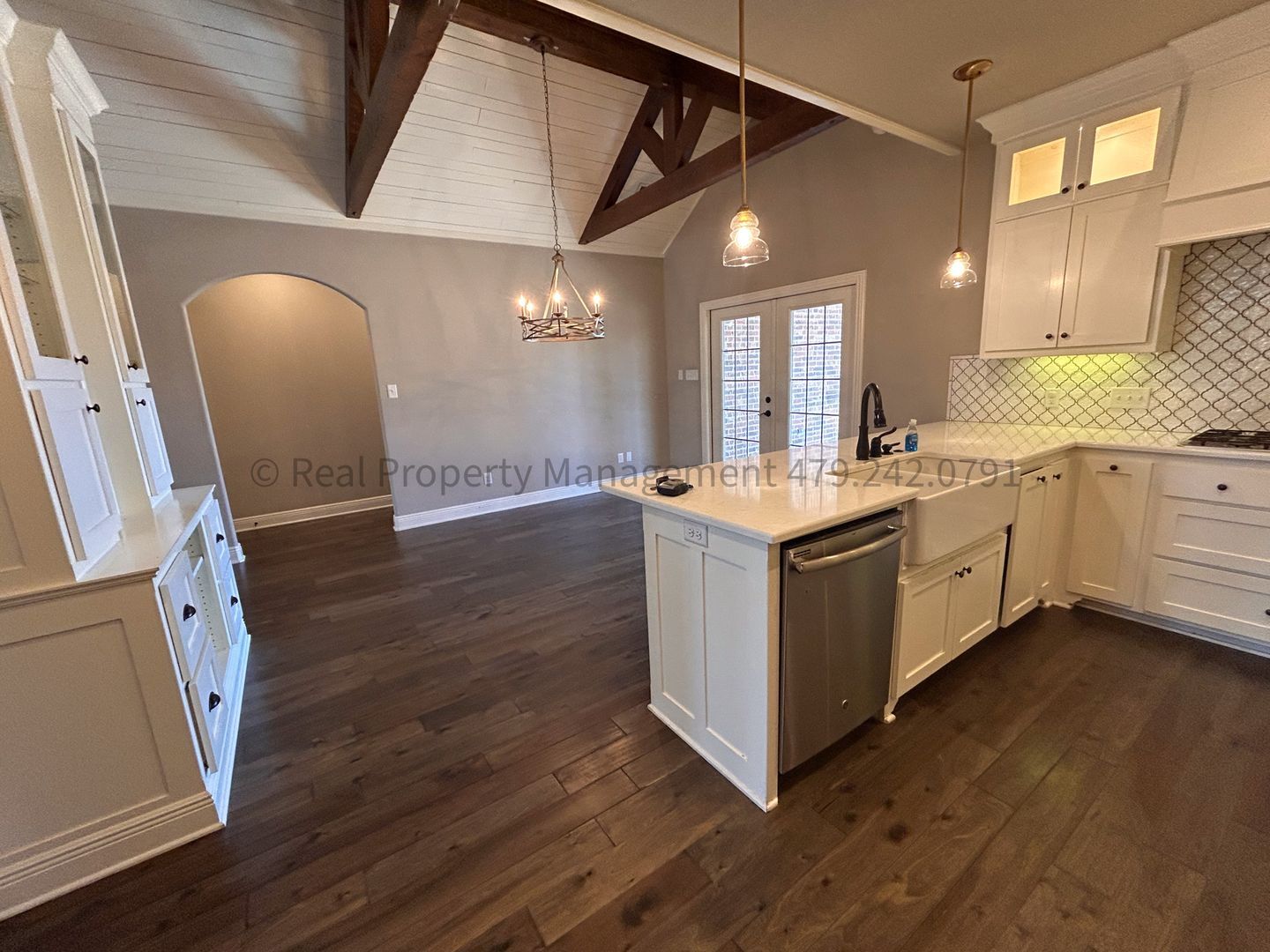 Building Photo - 8606 Gatehouse Way