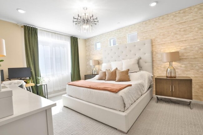Building Photo - Milpitas Penthouse Condo 2 bed / 2 bath, m...