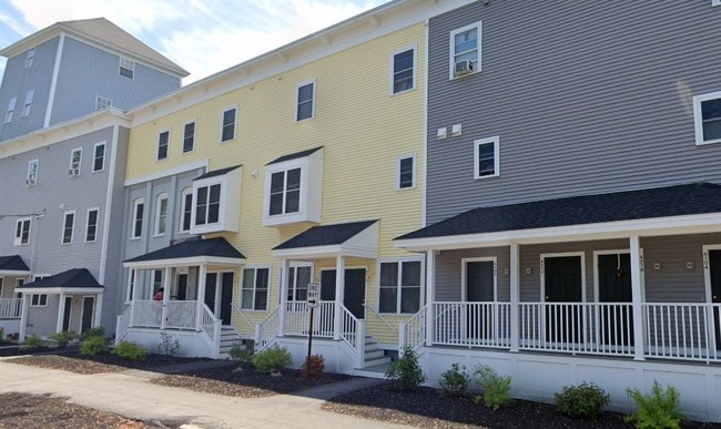 Building Photo - Riverview Falls Apartments