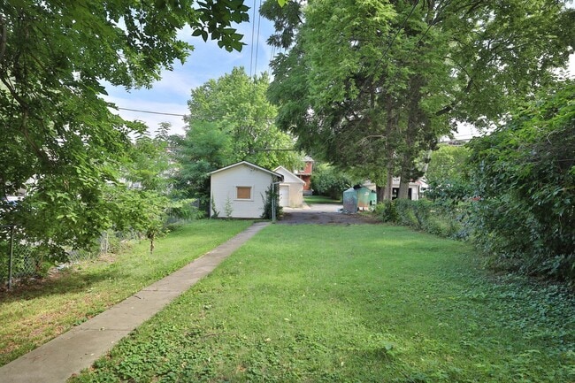 Building Photo - 108 Frambes Ave