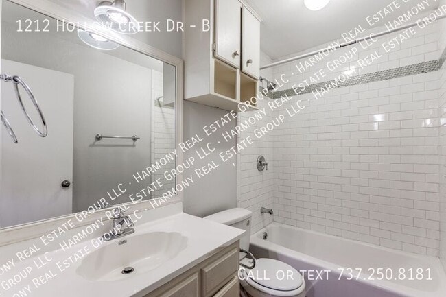 Building Photo - 1212 Hollow Creek Dr