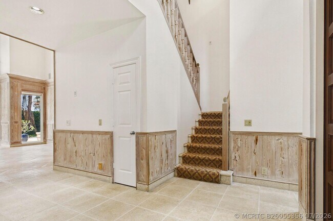 Building Photo - 107 Flagler Promenade S