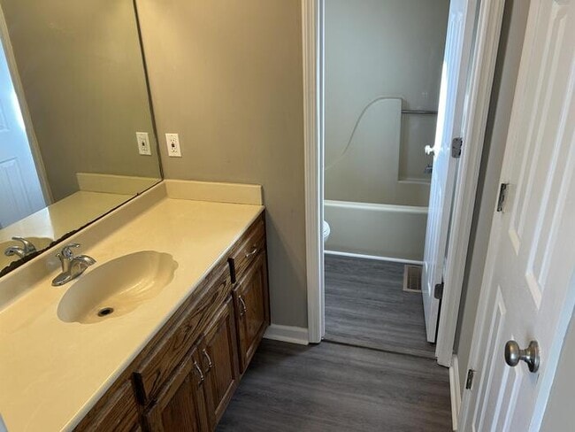 Building Photo - 3 Bed / 2 Bath Rental House in Madison, AL