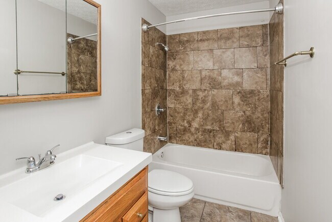 Building Photo - 5467 Petersburg Pkwy