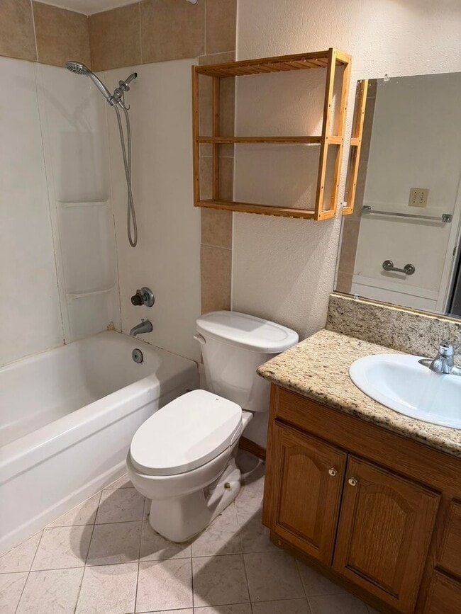 Building Photo - 3731-3733 Scallop Court