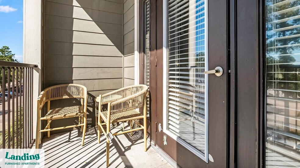 Building Photo - 13920 Mandolin Dr