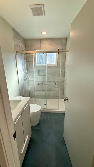 Building Photo - 3640 West St