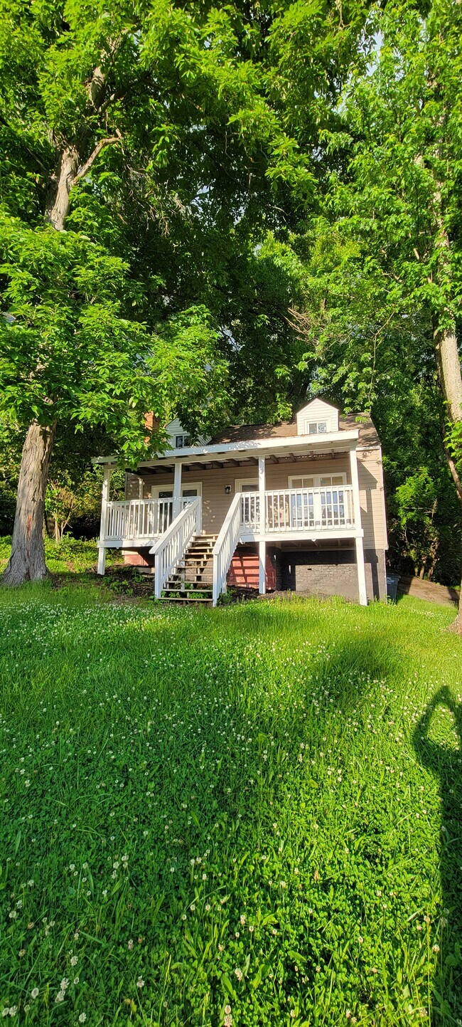 Primary Photo - 246 Aesque St Ext