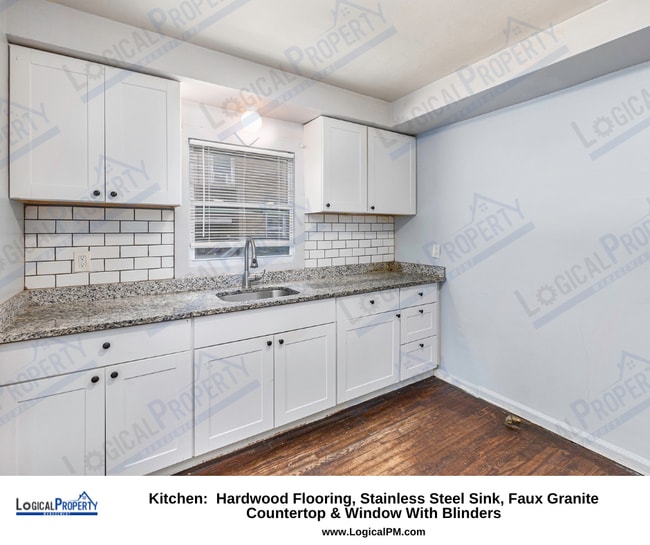 Building Photo - 3 Bed/ 1Bath Bungalow w/ Basement, Fenced ...