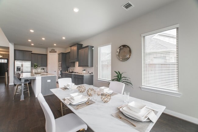 Building Photo - 73 Botanical Vista Dr