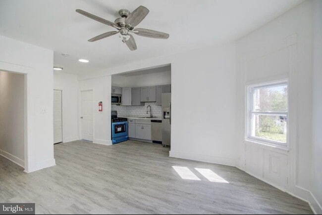 Building Photo - 23 Prospect St