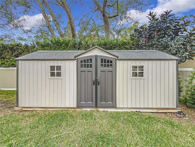 Building Photo - 3005 Enisglen Dr