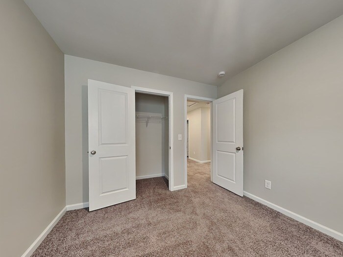 Building Photo - 110 Boat Clb Ln