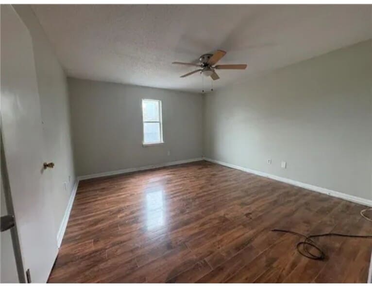 Building Photo - 9400 Hayne Blvd