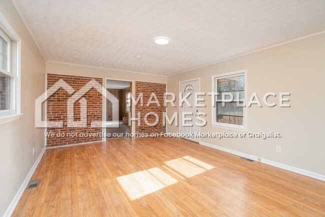 Building Photo - 33991 SC-9