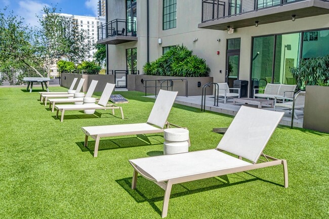 Building Photo - 411 NW 1st Ave