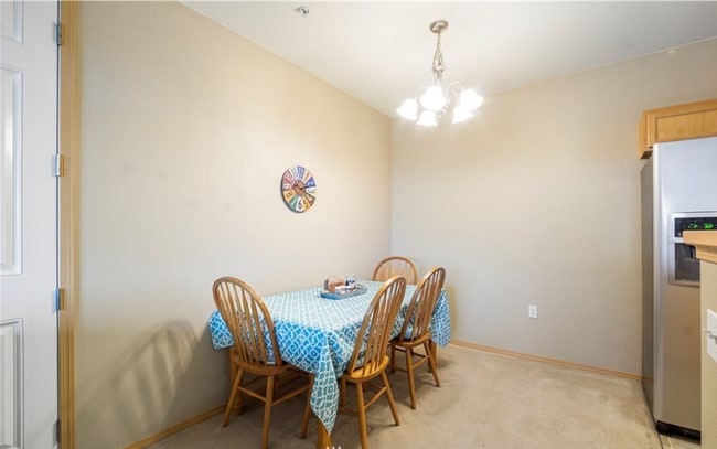 Building Photo - Beautiful Waterford Crossing 2 bedroom Condo
