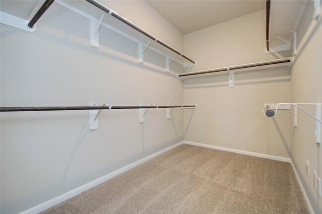 Building Photo - 8403 Baywatch Cir