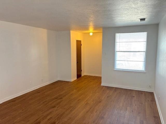 Building Photo - 2425 January Ln