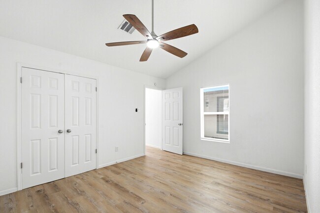 Building Photo - 19407 Enchantford Ct