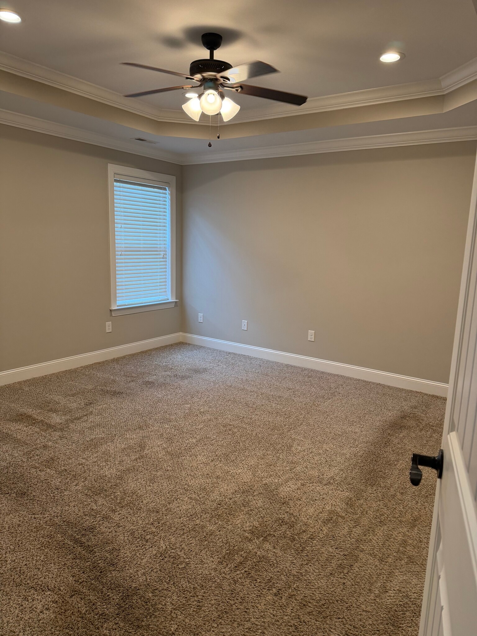 Building Photo - 44 Sunset Cove Dr